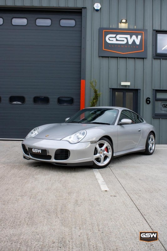 2004 Porsche 911 - 2 2004 Porsche 911 - 2