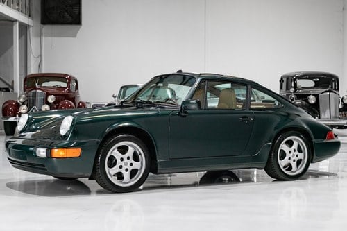1989 PORSCHE 911 CARRERA 4 SUNROOF COUPE (FIVE-SPEED MANUAL) VERKAUFT
