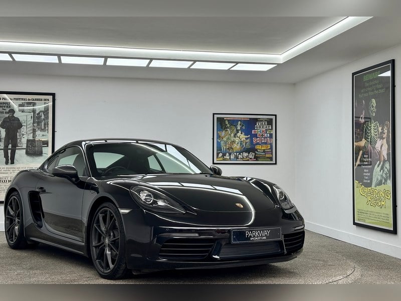 2019 Porsche Cayman T 718