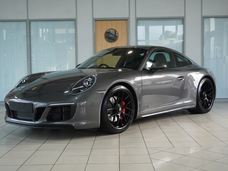 2018 Porsche 911 (991.2) 3.0T Carrera 4 GTS