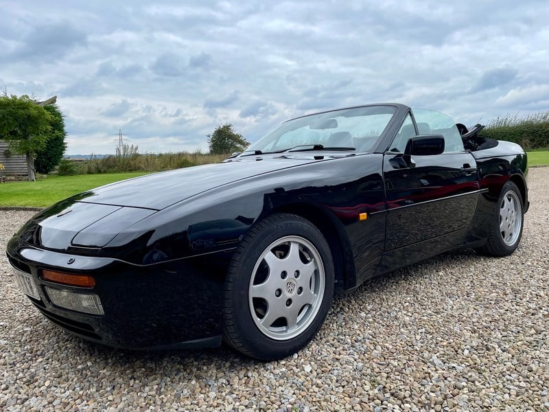 1990 Porsche 944 S2