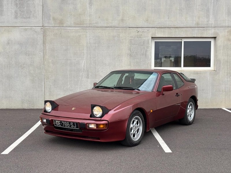 1986 Porsche 944 S2