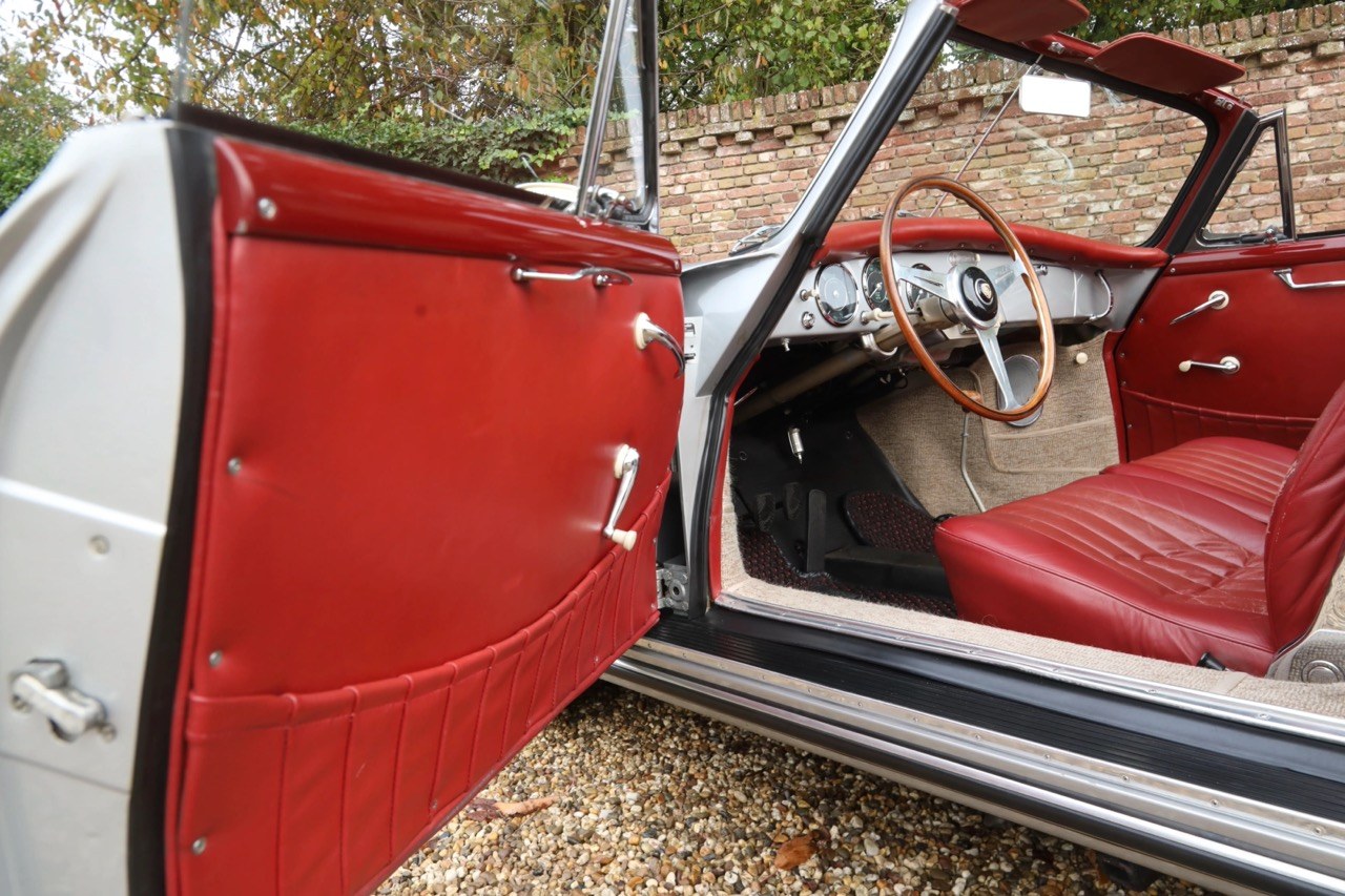 Porsche 356A 1600-S Convertible "Black Plate" California, foto 10