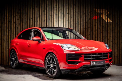 2024 Porsche Cayenne 3.0 V6 E-Hybrid 25.9kWh TiptronicS 4WD Kaufen Bei