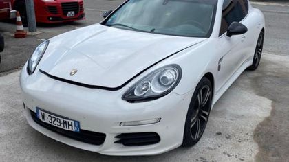 Porsche Panamera GTS