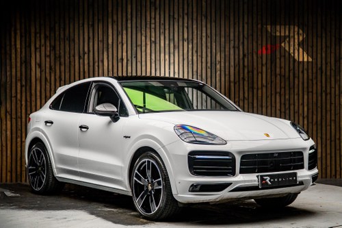 2023 Porsche Cayenne 3.0 V6 E-Hybrid 17.9kWh Platinum Editio À venda