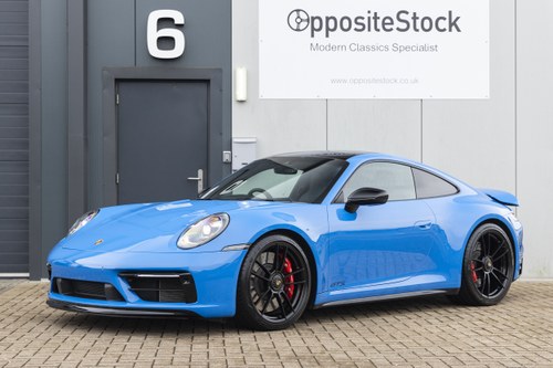 2022 Porsche Carrera 4 GTS 992 À venda