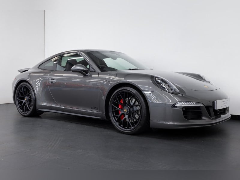 PORSCHE 911 CARRERA 4 GTS - 2015/15 -OVER £27,000 OF OPTIONS