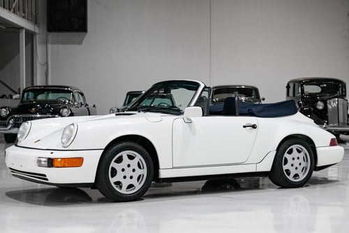 1990 PORSCHE 911 CARRERA 4 CABRIOLET VENDIDO