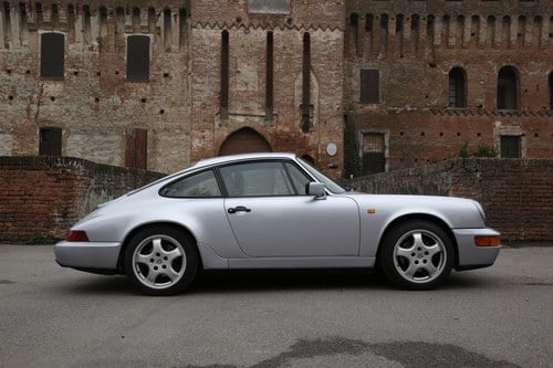 1991 Porsche 911 964 Carrera 2