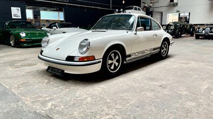 Porsche 911 2.4