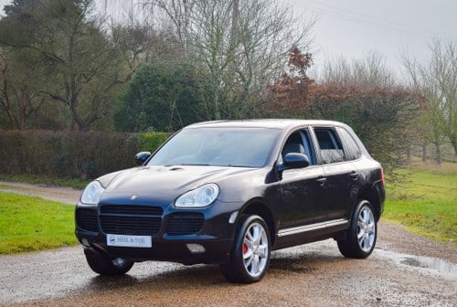 2004 Porsche Cayenne Turbo 4.5L 955 Petrol Automatic SÅLD