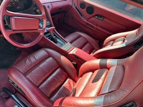 1990 PORSCHE 928 S4 À venda