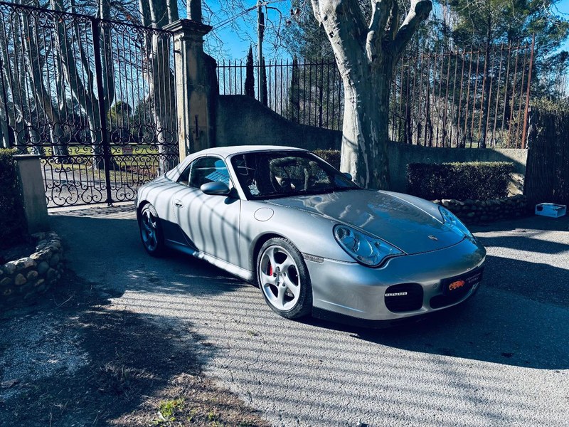 2005 Porsche 911 - 1 2005 Porsche 911 - 1