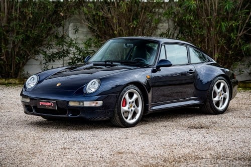 1966 Porsche 911 993 (1994 - 1998) Carrera 4S Service Book VENDIDO