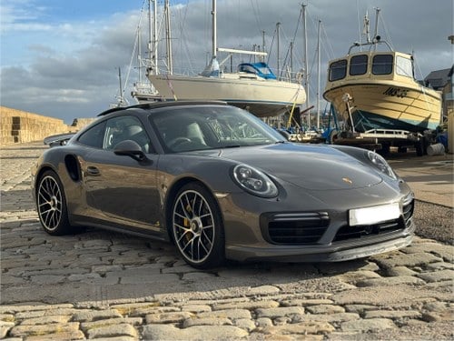 2016 Porsche 911 991.2 Turbo S