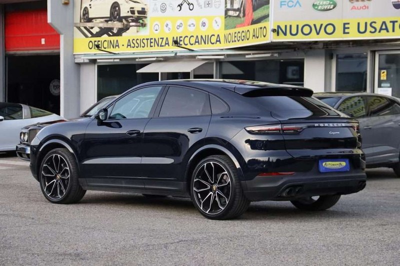 2022 Porsche Cayenne - 2 2022 Porsche Cayenne - 2