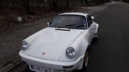 Porsche 911 930