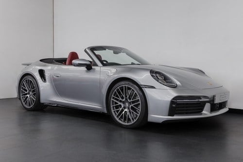 PORSCHE 911 (992) TURBO CABRIOLET 2021/21- £10500 OF SPEC VENDIDO