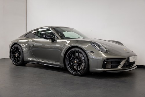 PORSCHE 911 992 4 GTS COUPE 2022/22 - £17,000 OF SPEC VENDIDO