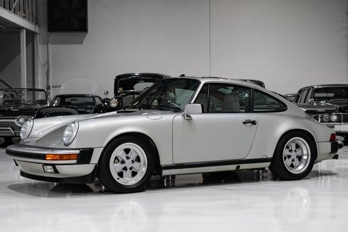 1989 PORSCHE 911 CARRERA 25TH ANNIVERSARY COUPE (SEINFELD) VERKAUFT