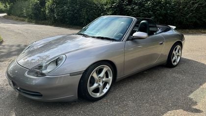 Porsche 911 Carrera 4