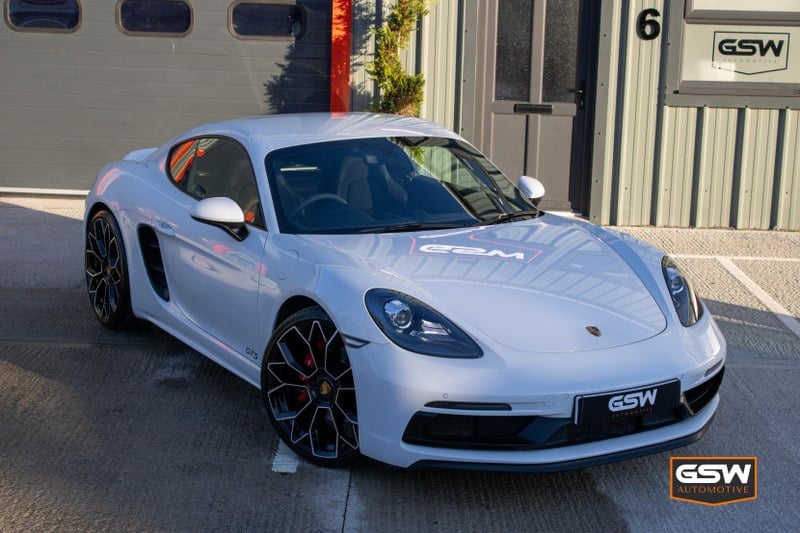 2019 Porsche Cayman - 1 2019 Porsche Cayman - 1