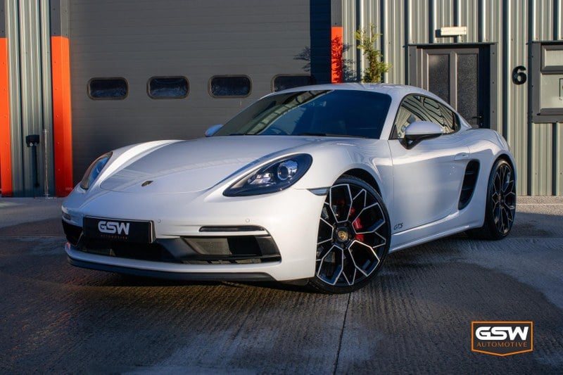 2019 Porsche Cayman - 2 2019 Porsche Cayman - 2