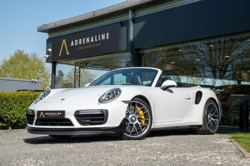 2018 PORSCHE 911 991 Turbo S À venda