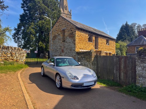 2000 Porsche 911 Carrera 4 996