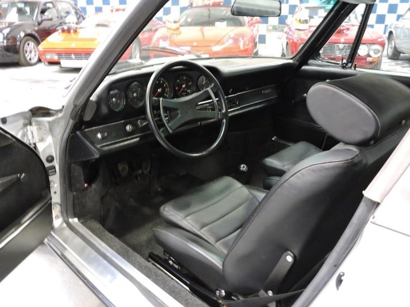 1969 Porsche 911 - 2 1969 Porsche 911 - 2