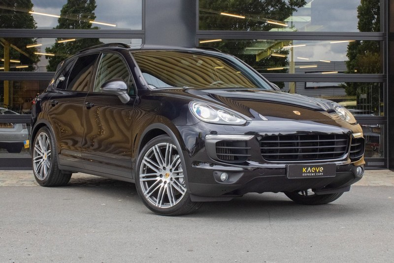 2014 Porsche Cayenne - 1 2014 Porsche Cayenne - 1