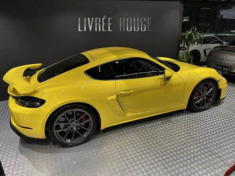2019 Porsche Cayman - 1 2019 Porsche Cayman - 1