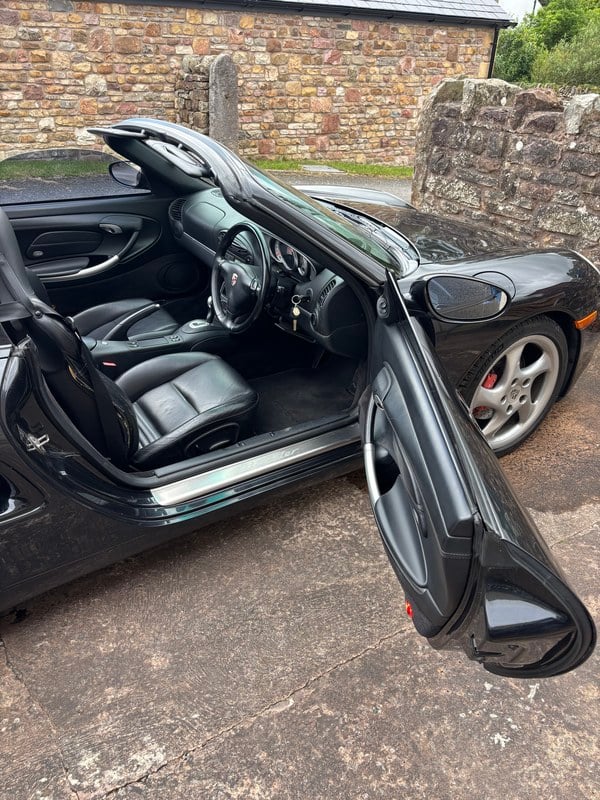 2002 Porsche Boxster - 2 2002 Porsche Boxster - 2