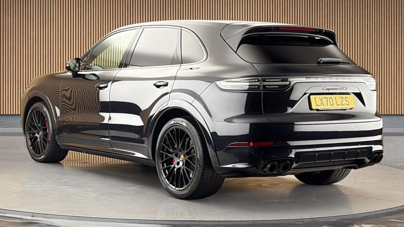 2020 Porsche Cayenne - 2 2020 Porsche Cayenne - 2