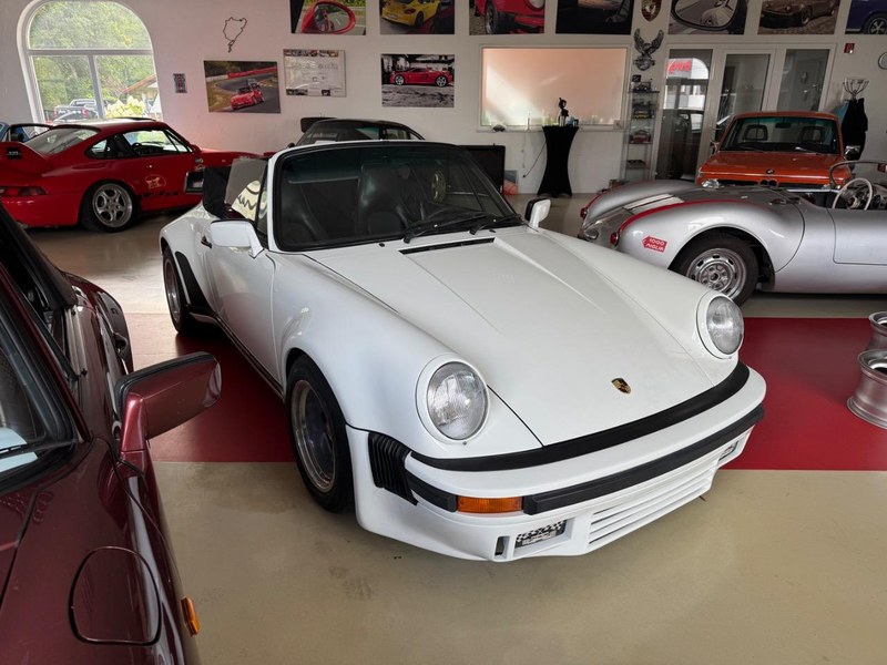 1988 Porsche 911 - 2 1988 Porsche 911 - 2