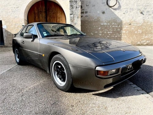 1984 PORSCHE 944 Te koop