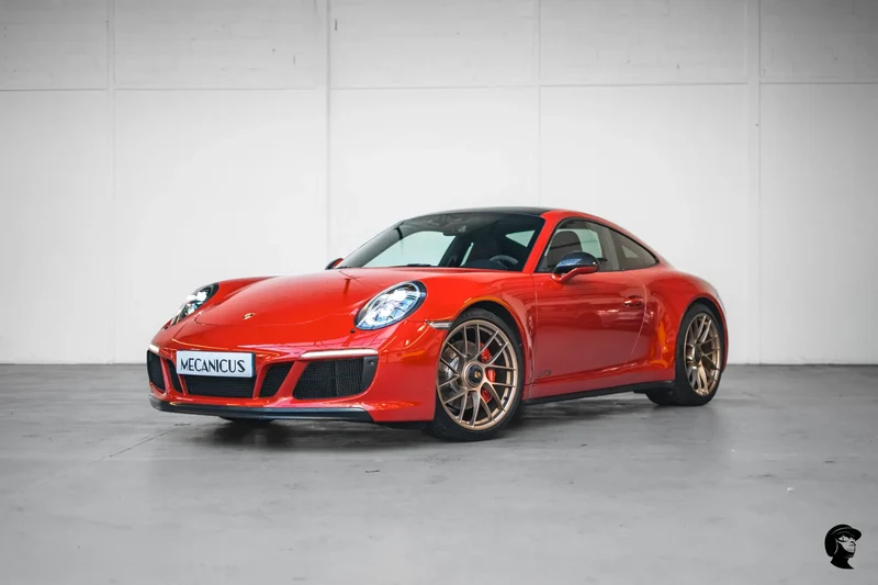 2017 Porsche 911 - 2 2017 Porsche 911 - 2