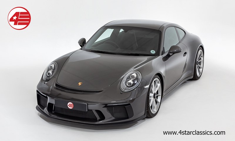 2018 Porsche 911 - 2 2018 Porsche 911 - 2