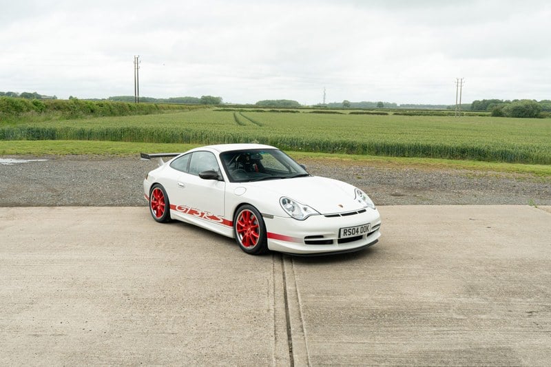 2004 Porsche 911 - 1 2004 Porsche 911 - 1