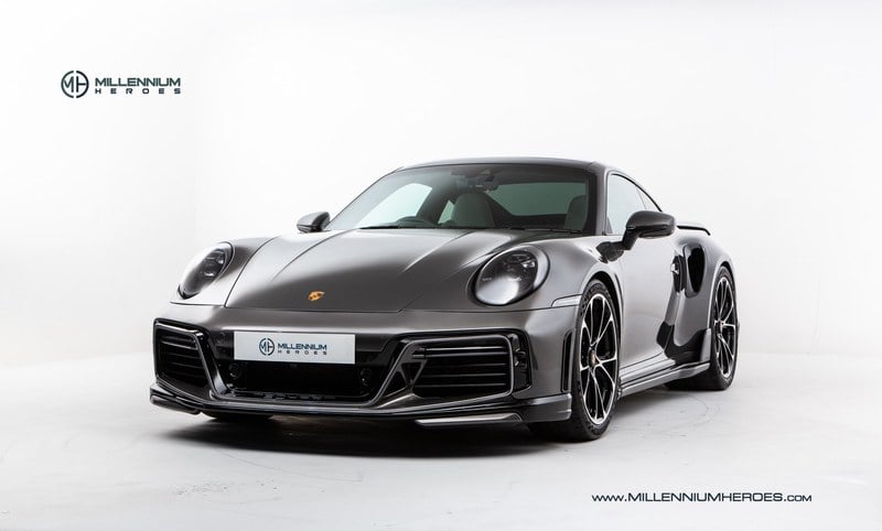 2022 Porsche 911 - 1 2022 Porsche 911 - 1