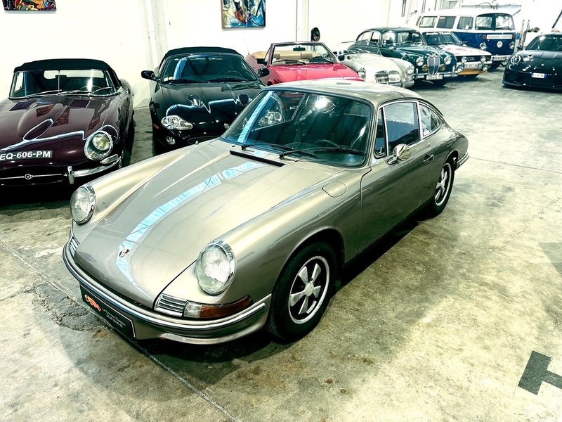 1968 Porsche 911 - 2 1968 Porsche 911 - 2