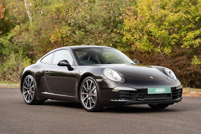 2012 Porsche 911 - 1 2012 Porsche 911 - 1
