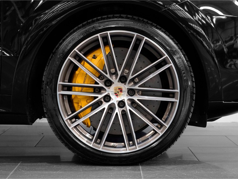 2022 Porsche Cayenne - 2 2022 Porsche Cayenne - 2
