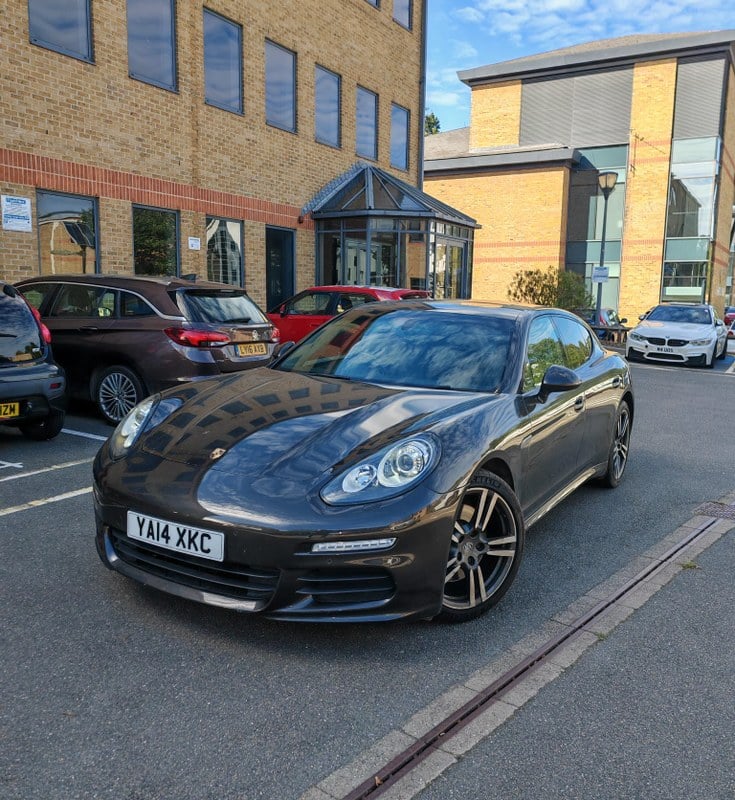 2014 Porsche Panamera - 1 2014 Porsche Panamera - 1
