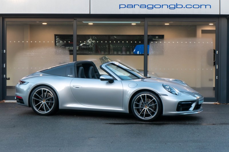 2022 Porsche 911 - 1 2022 Porsche 911 - 1