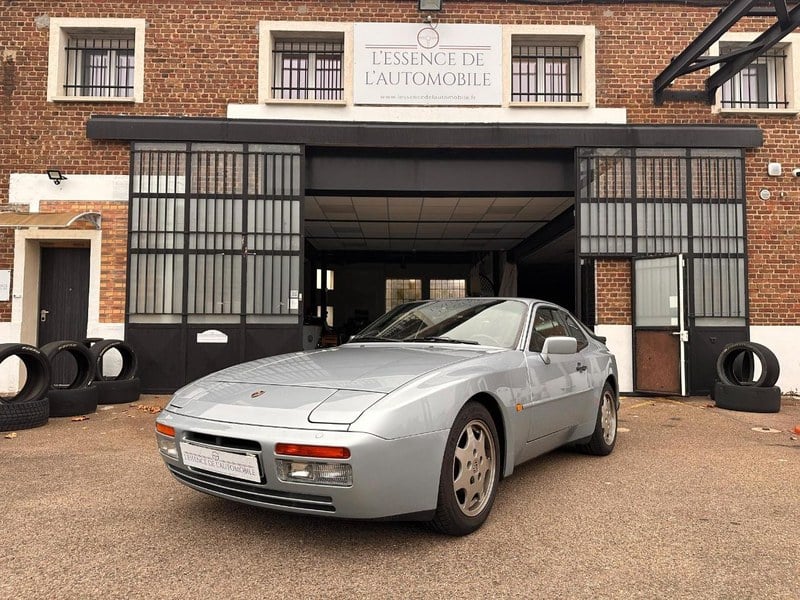 1989 Porsche 944 - 1 1989 Porsche 944 - 1