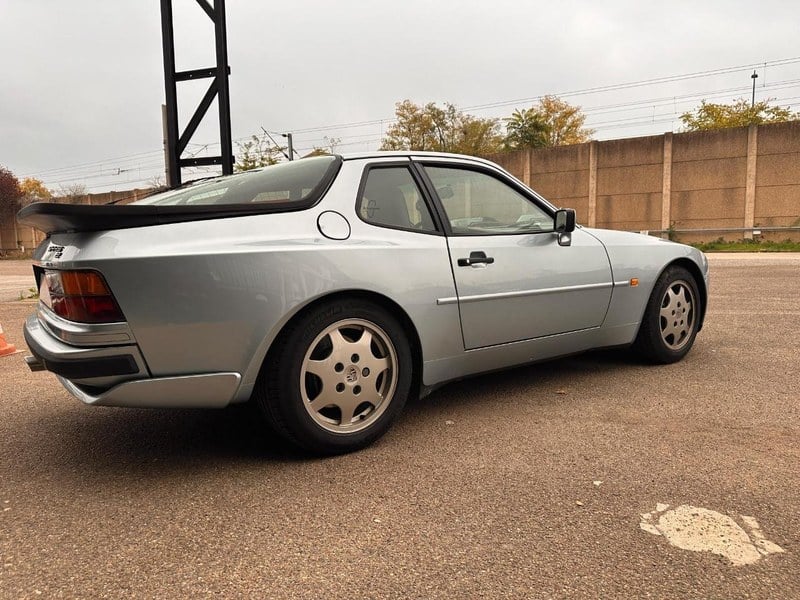 1989 Porsche 944 - 2 1989 Porsche 944 - 2