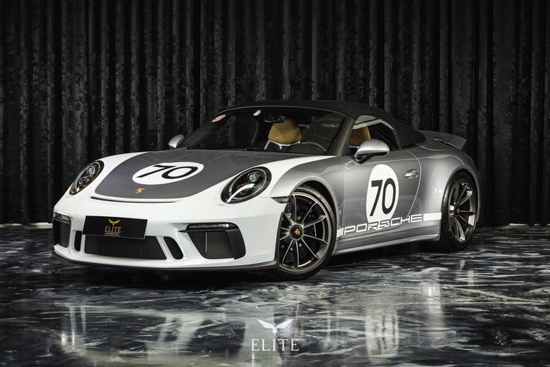 2019 Porsche 911 - 2 2019 Porsche 911 - 2