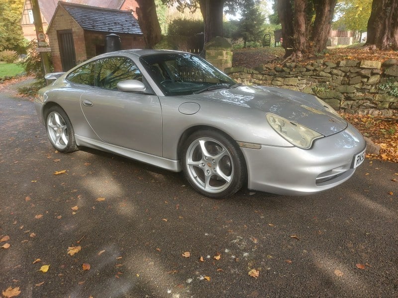 2004 Porsche 911 - 1 2004 Porsche 911 - 1